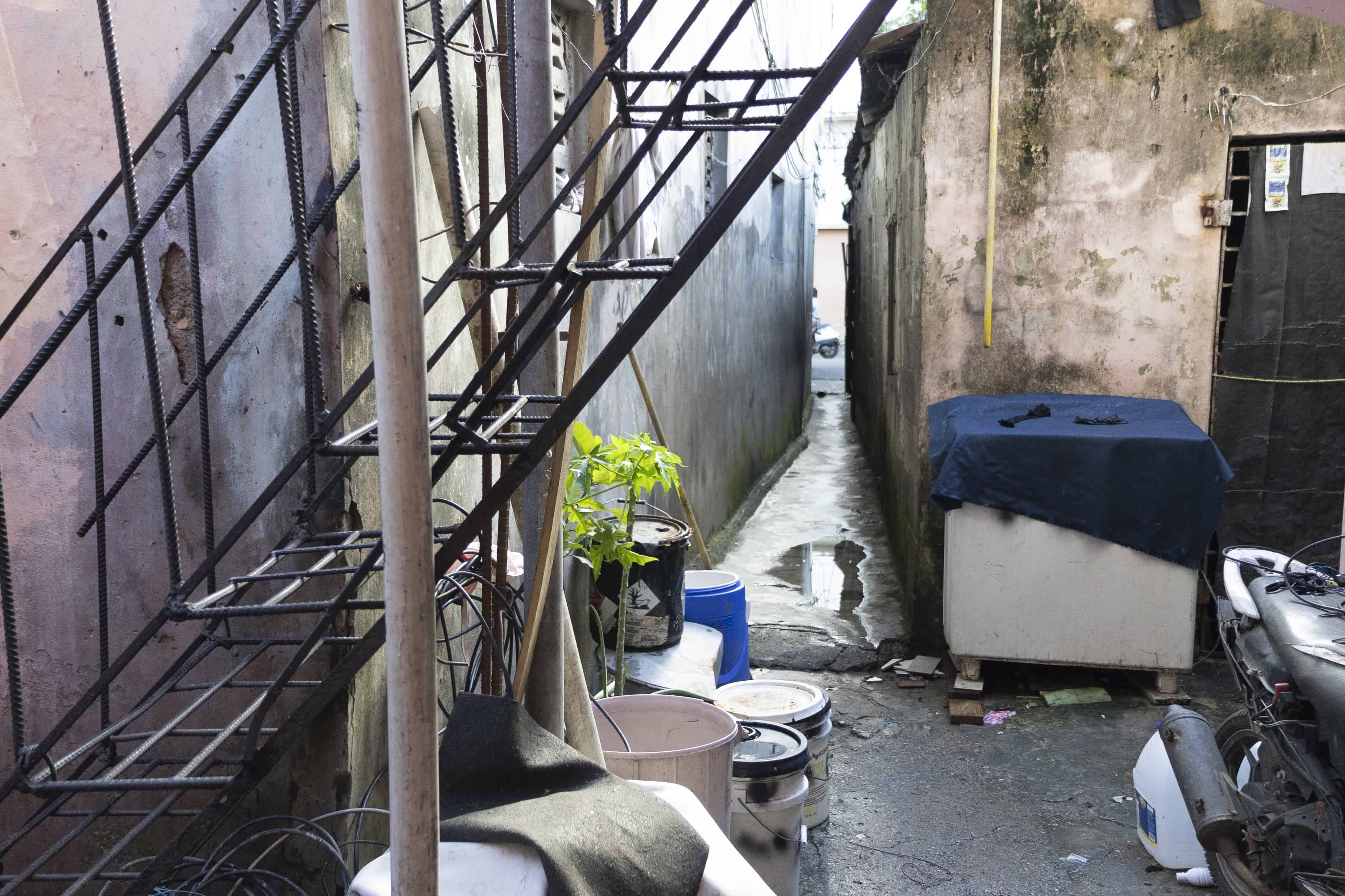 Callejón por donde Ramsel Junior García caminaba a diario rumbo a su hogar.