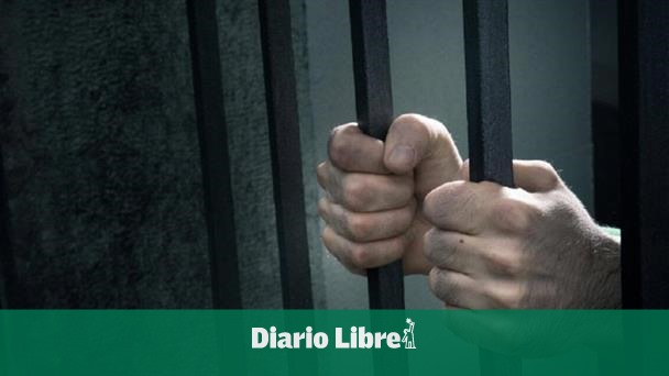 Apresan hombre acusado de acosar sexualmente a dos menores en Santiago