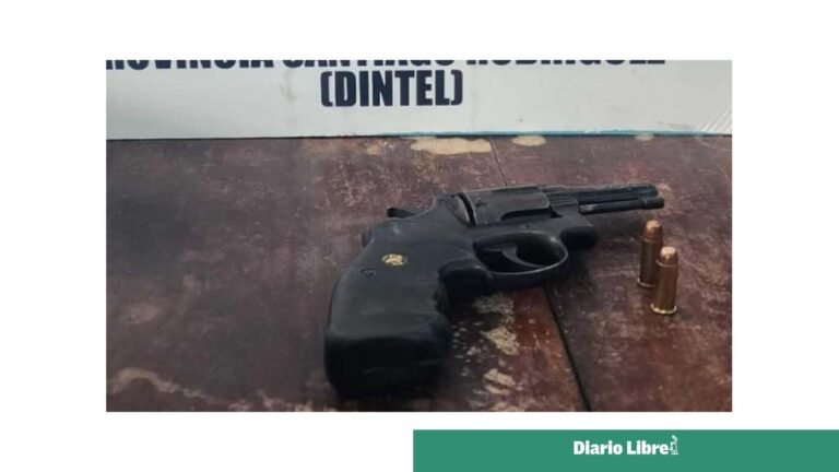 Policía Nacional realiza operativo antidrogas en Villa Los Almácigos