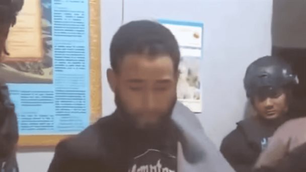 Un hombre mata a puñaladas a su pareja adolescente en Ocoa y se entrega a la Policía