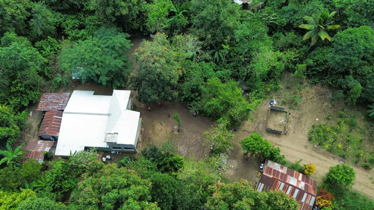 El área de búsqueda de Brianna fue delimitada a un radio aproximado de tres kilómetros a la redonda desde el punto donde la menor fue vista por última vez el 31 de diciembre de 2025.<br><br>