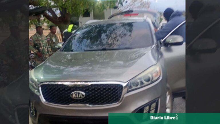 Arrestan a ocho haitianos indocumentados y al dominicano que los transportaba en San Juan