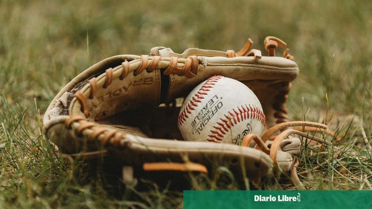 Hallan ahogado a prospecto de béisbol en laguna de Sierra Prieta; familiares exigen explicación