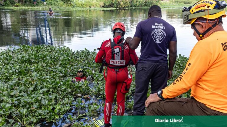 Reanudan búsqueda de hombre que cayó al río Isabela durante accidente de tránsito en Villa Mella