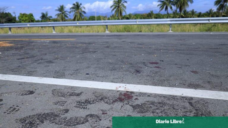 Tres muertos y seis heridos, incluida una niña de tres años, por choque múltiple en Baní