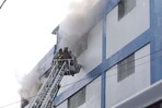 Incendio en edificio de Garrido se origina en el área de almacén; no se reportan personas afectadas Incendio en edificio de Garrido se origina en el área de almacén; no se reportan personas afectadas