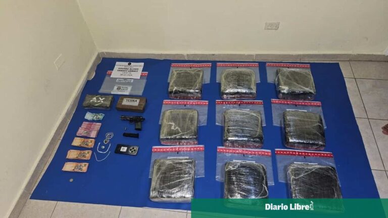 Arrestan a raso del Ejército con 90 libras de marihuana y dos paquetes de cocaína en Barahona