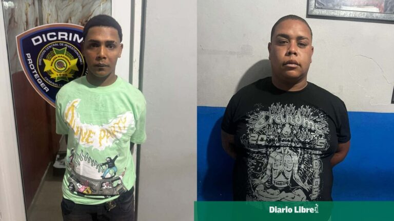 Detienen a dos hombres por asalto armado a clientes que jugaban dominó en colmado de Navarrete