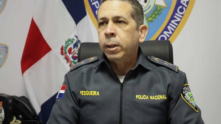 Encuentran a una mujer sin vida dentro de caja de cartón en San Cristóbal