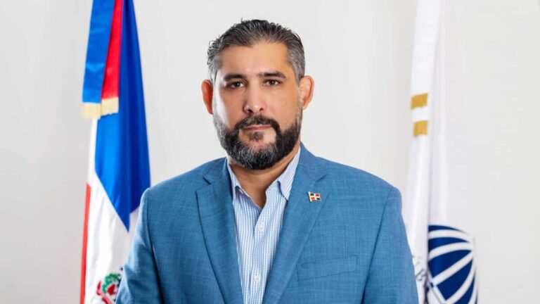 Fallece exviceministro de Medio Ambiente en accidente en Santiago