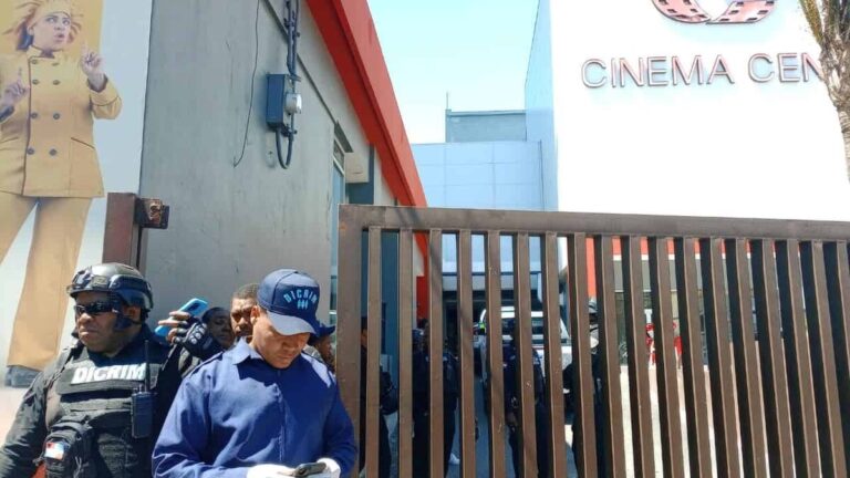 Muere raso de la Policía baleado en Cinema Centro