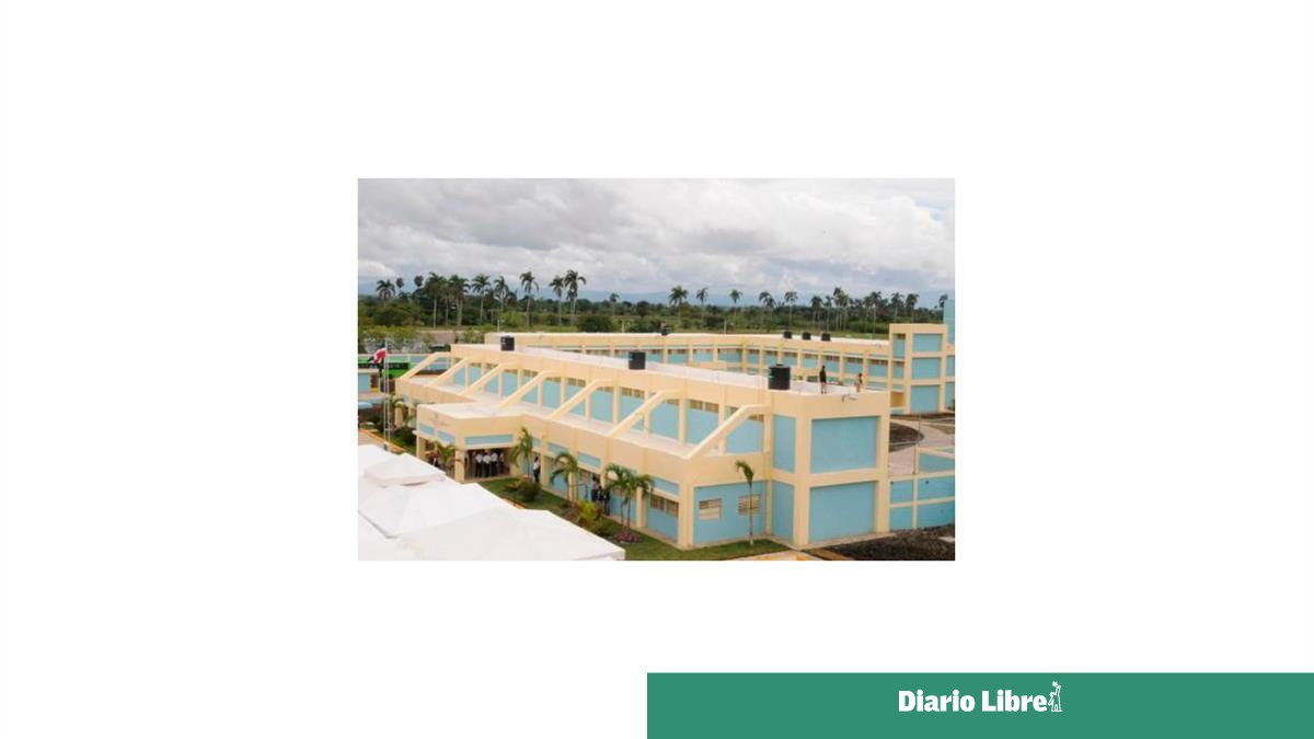 Cuatro reclusos resultan heridos durante riña en cárcel de La Vega