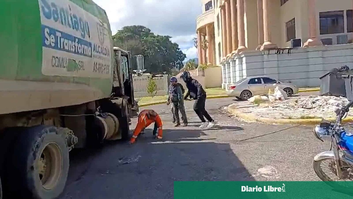Muere conductor que fue apuñalado por turba de motoristas tras incidente de tránsito en Santiago